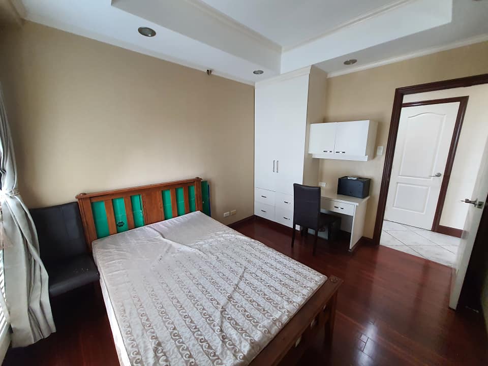 Kensington Bgc 2 bedrooms condo for rent Fort Bonifacio