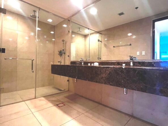 The Suites at One Bonifacio High Street 2 Bedroom Unit for Rent bgc
