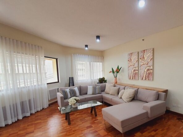 Condo For Rent in Legazpi Village 3 Bedrooms Furnished Legaspi parkview