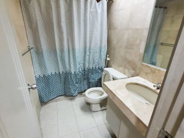 Skyland Plaza Apartment & Condo Rentals 3BR Makati City