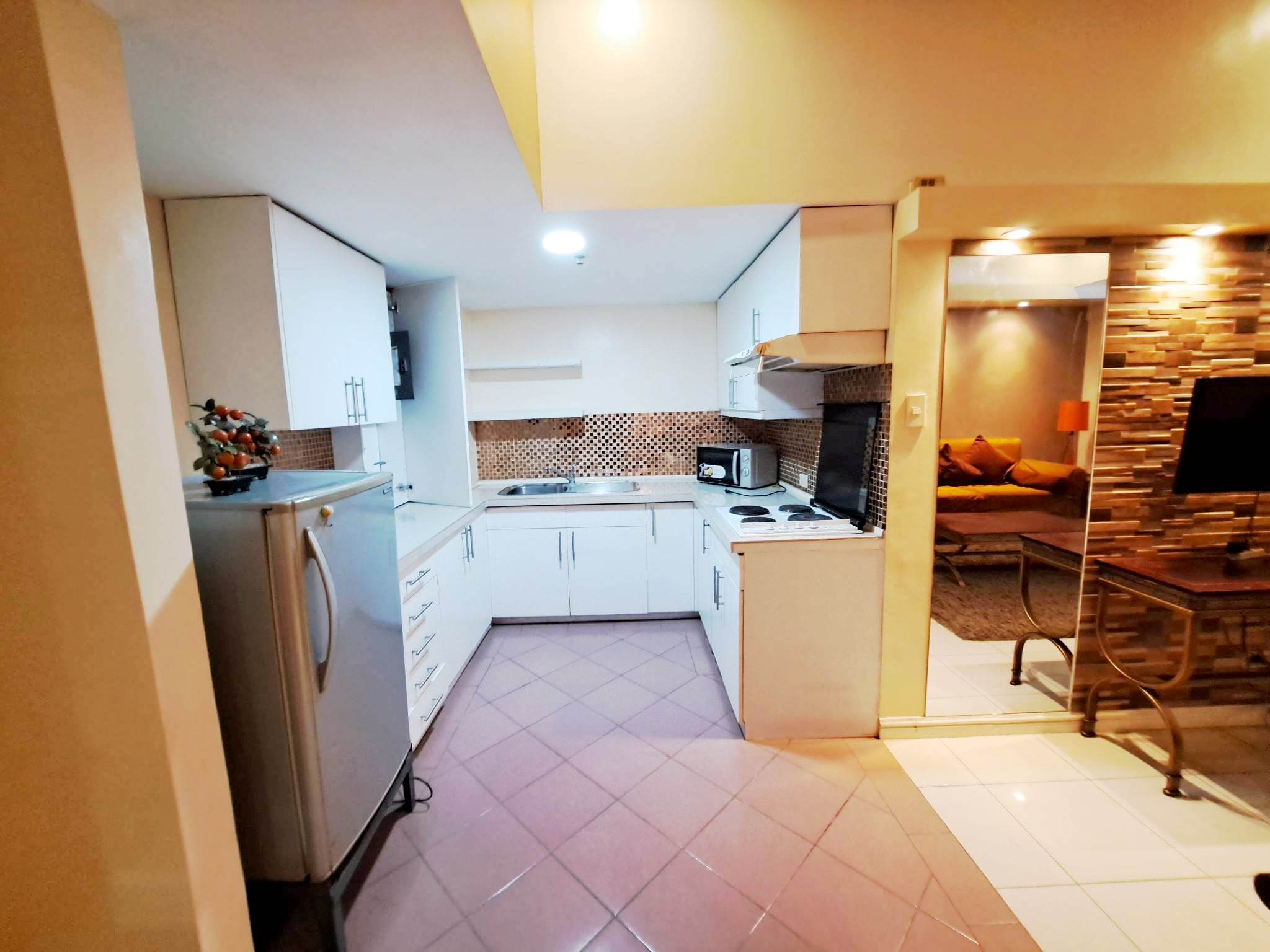 Elizabeth Place 1BR Apartment & Condo Rentals, Salcedo
