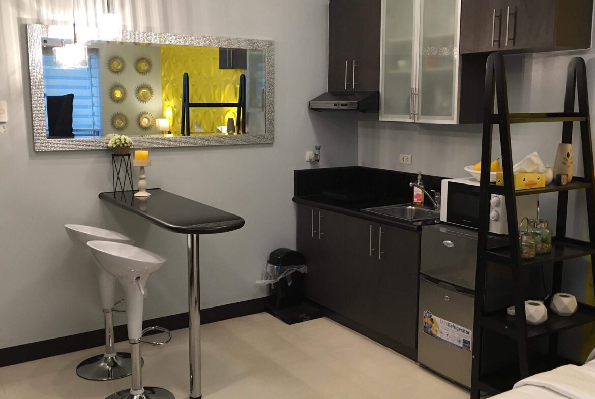 For Lease Morgan Residences Mckinley Studio furnished Taguig City