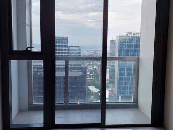 Uptown Ritz Residences Semi - Furnished 2BR For Rent, Taguig