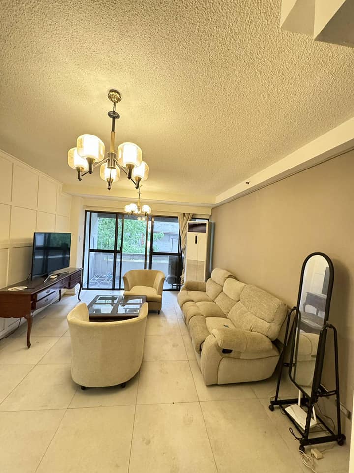 Greenbelt Legaspi Village 3 Bedrooms makati Condo for Lease, Makati