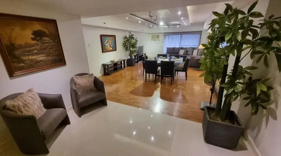 3BRCondo for Rent at Cosmopolitan Tower Makati Salcedo Village