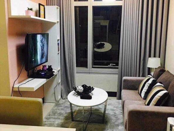 One Central Beside RCBC 1 Bedroom for lease Makati