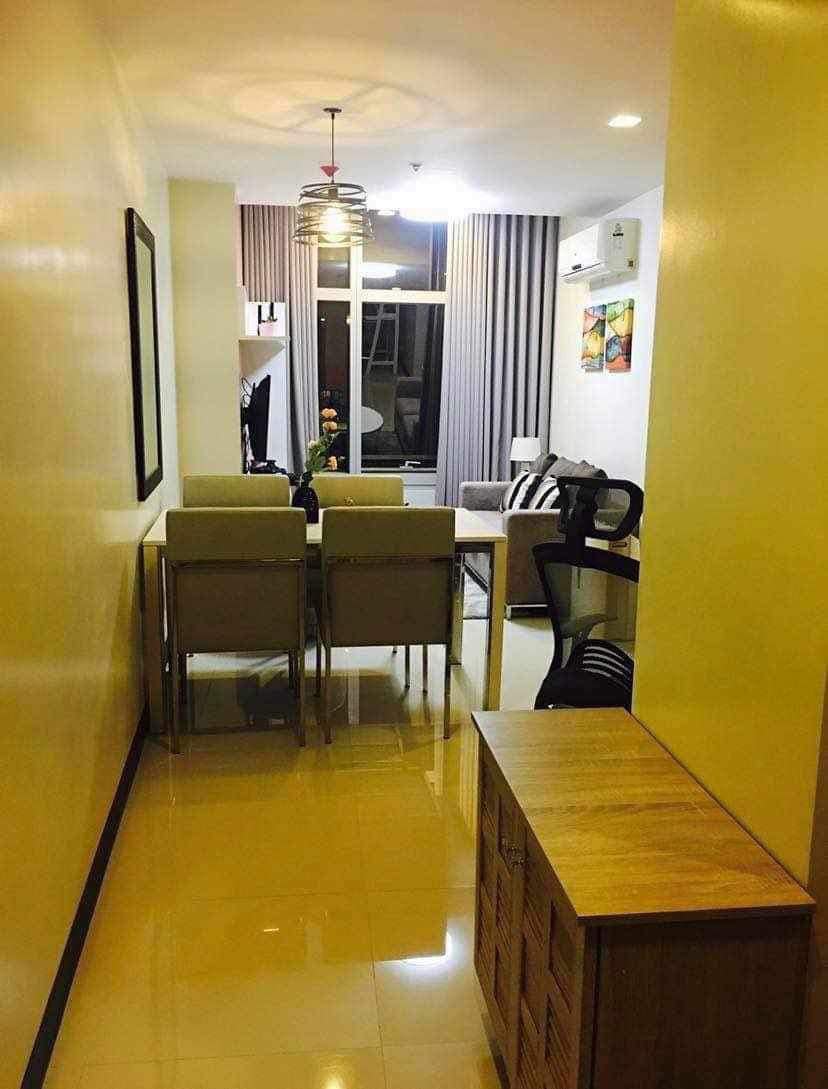 One Central Beside RCBC 1 Bedroom for lease Makati