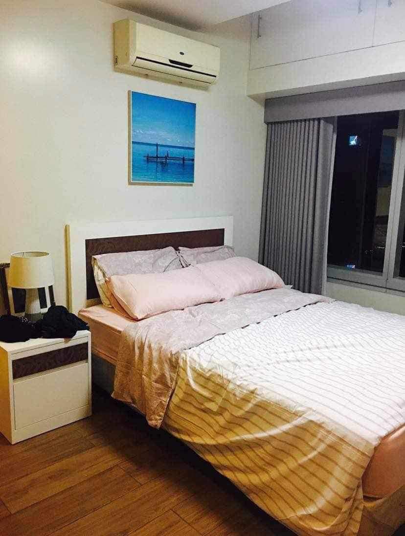 One Central Beside RCBC 1 Bedroom for lease Makati