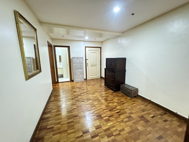 One Salcedo Place 2 Bedrooms for Rent Salcedo Makati