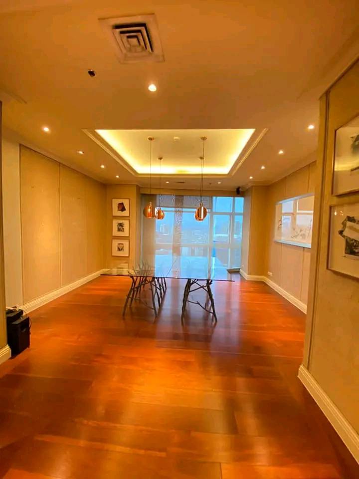 Penthouse PACIFIC PLAZA BGC Condo For Rent Fully furnished. Luxury condo Taguig City modern high floor in Fort Global City that is bi-level