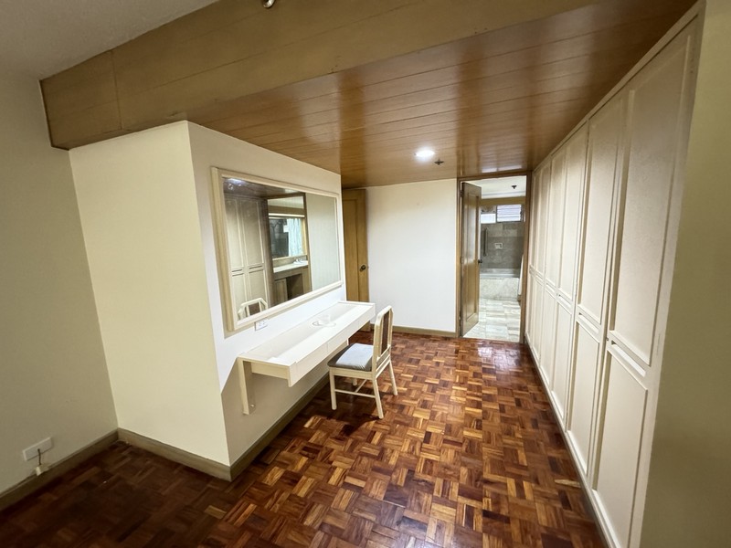 Sunrise Terrace 2BR Makati Condo for Rent