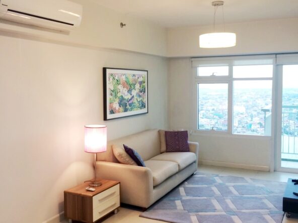 Two Serendra Condo for Lease Red Oak Tower 1 Bedroom