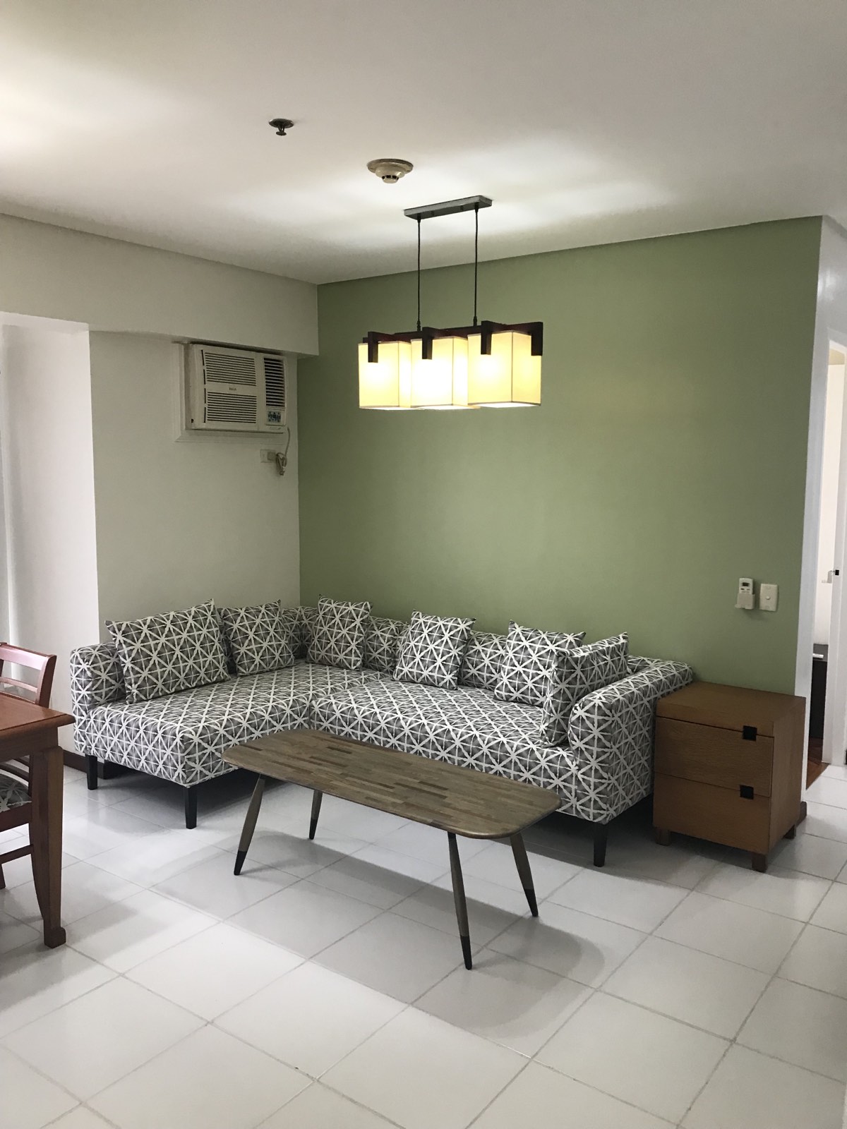 The Columns 2BR Ayala Avenue Apartment & Condo for Rent in Makati City