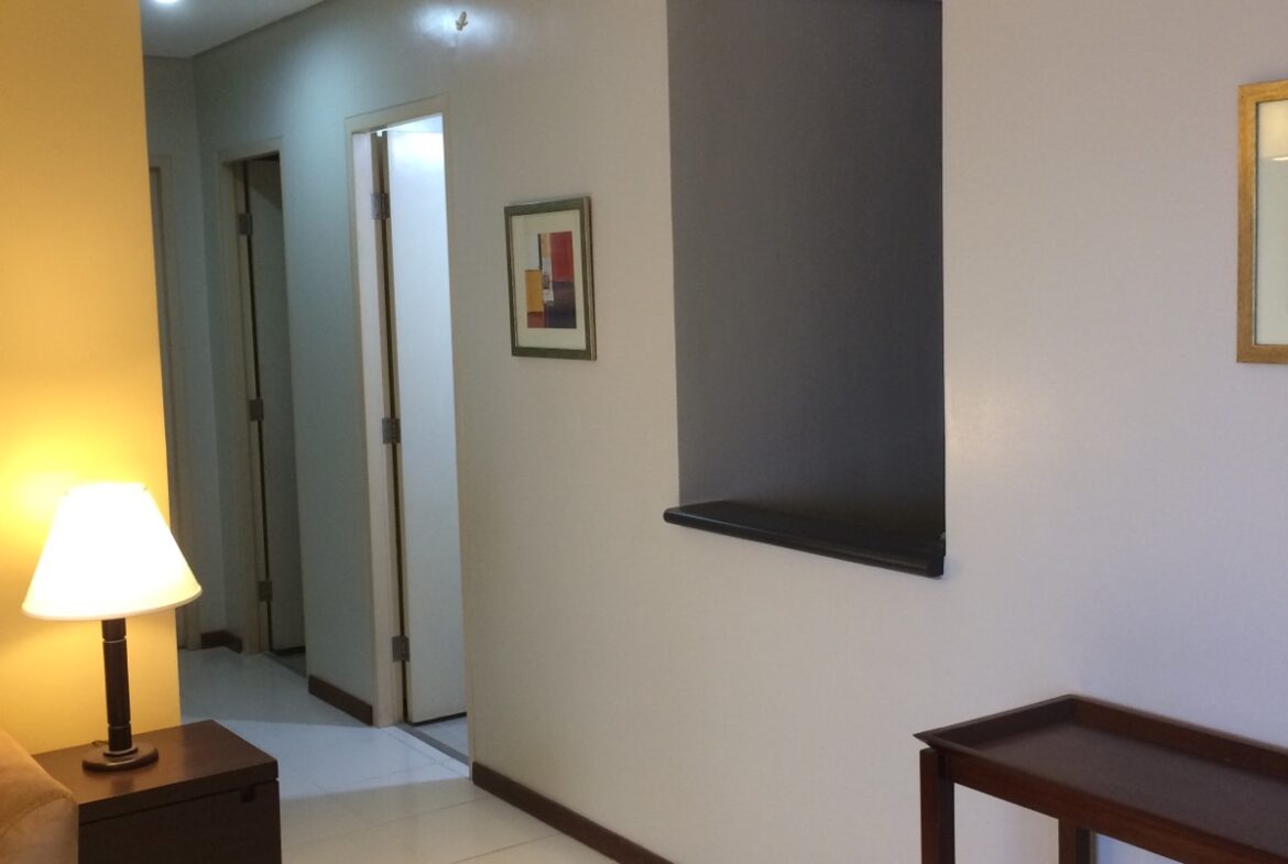 The Columns Ayala Avenue Apartment & Condo Rentals