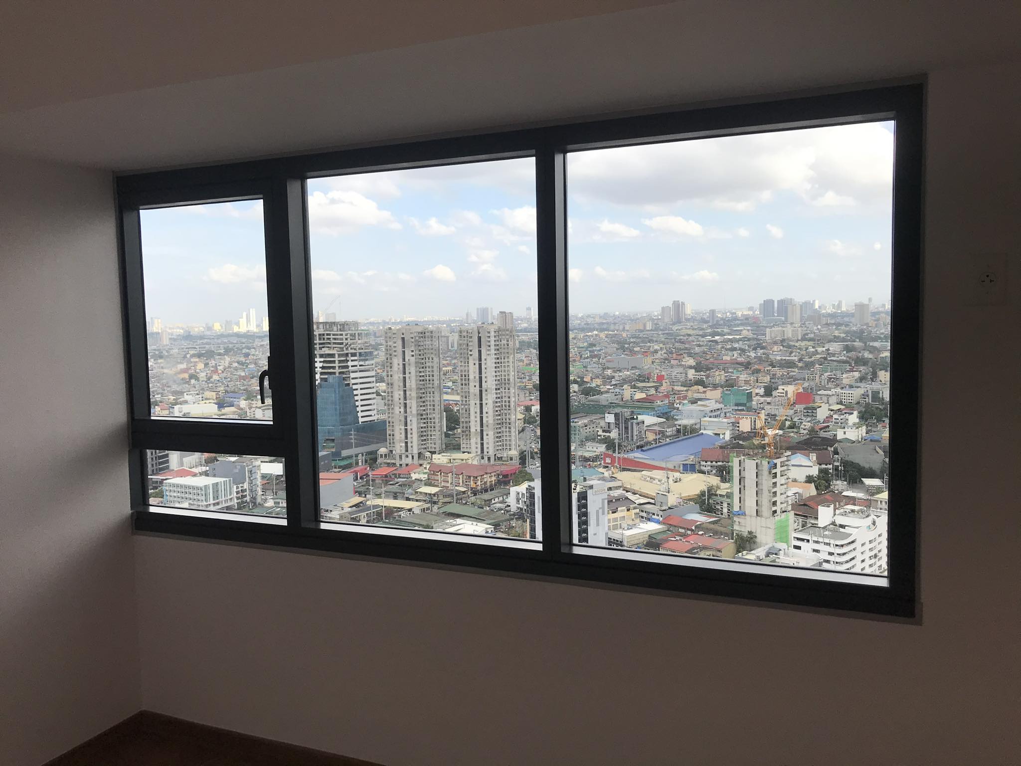 The RISE MAKATI 1 bedroom Pet friendly for lease