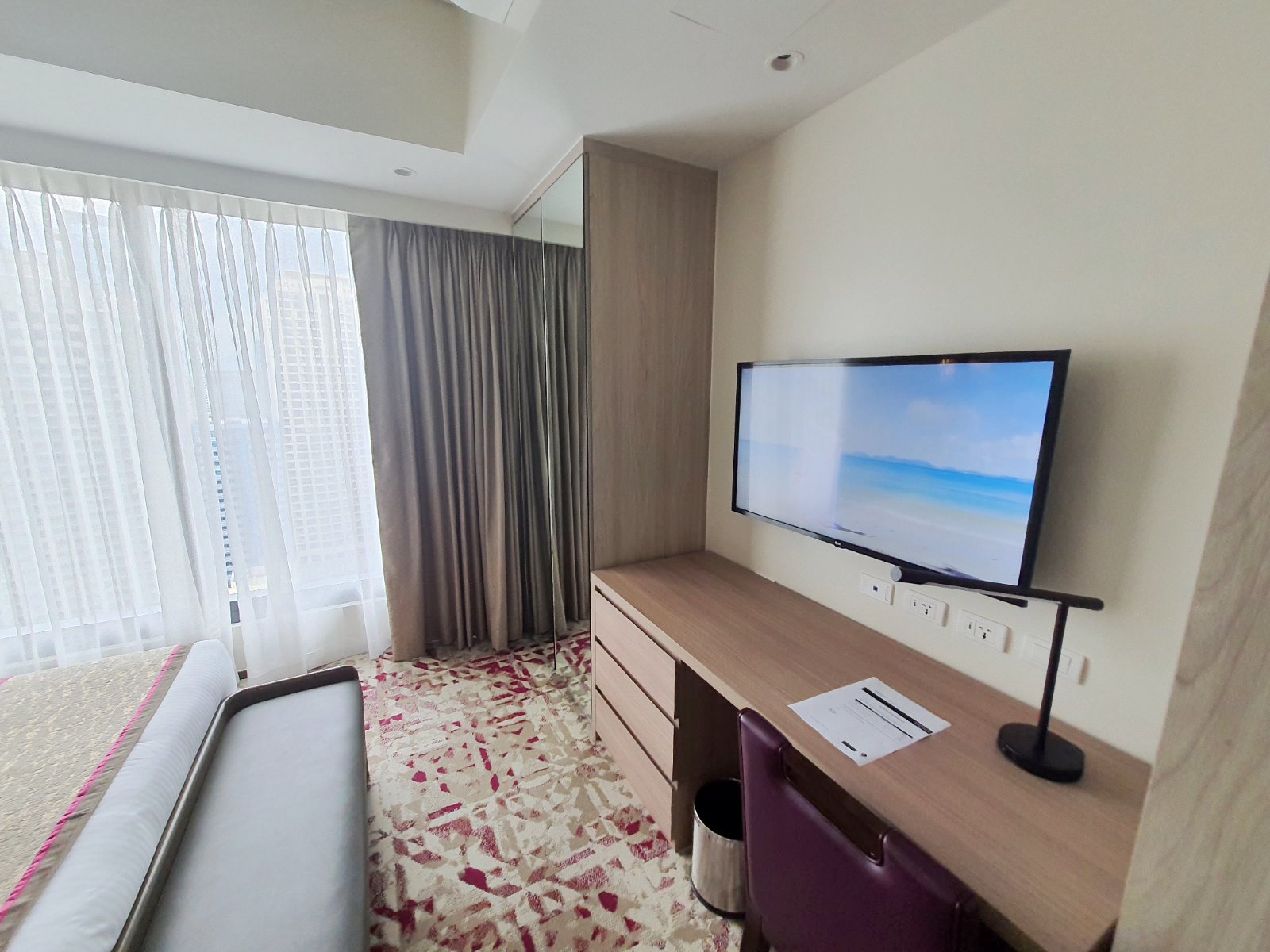 Somerset Central Salcedo Modern 2 Bedrooms for Rent Makati