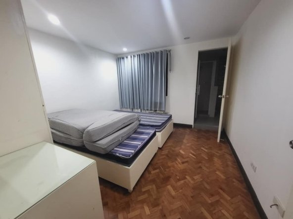 Makati 2br For Rent in Salcedo Village Furnished