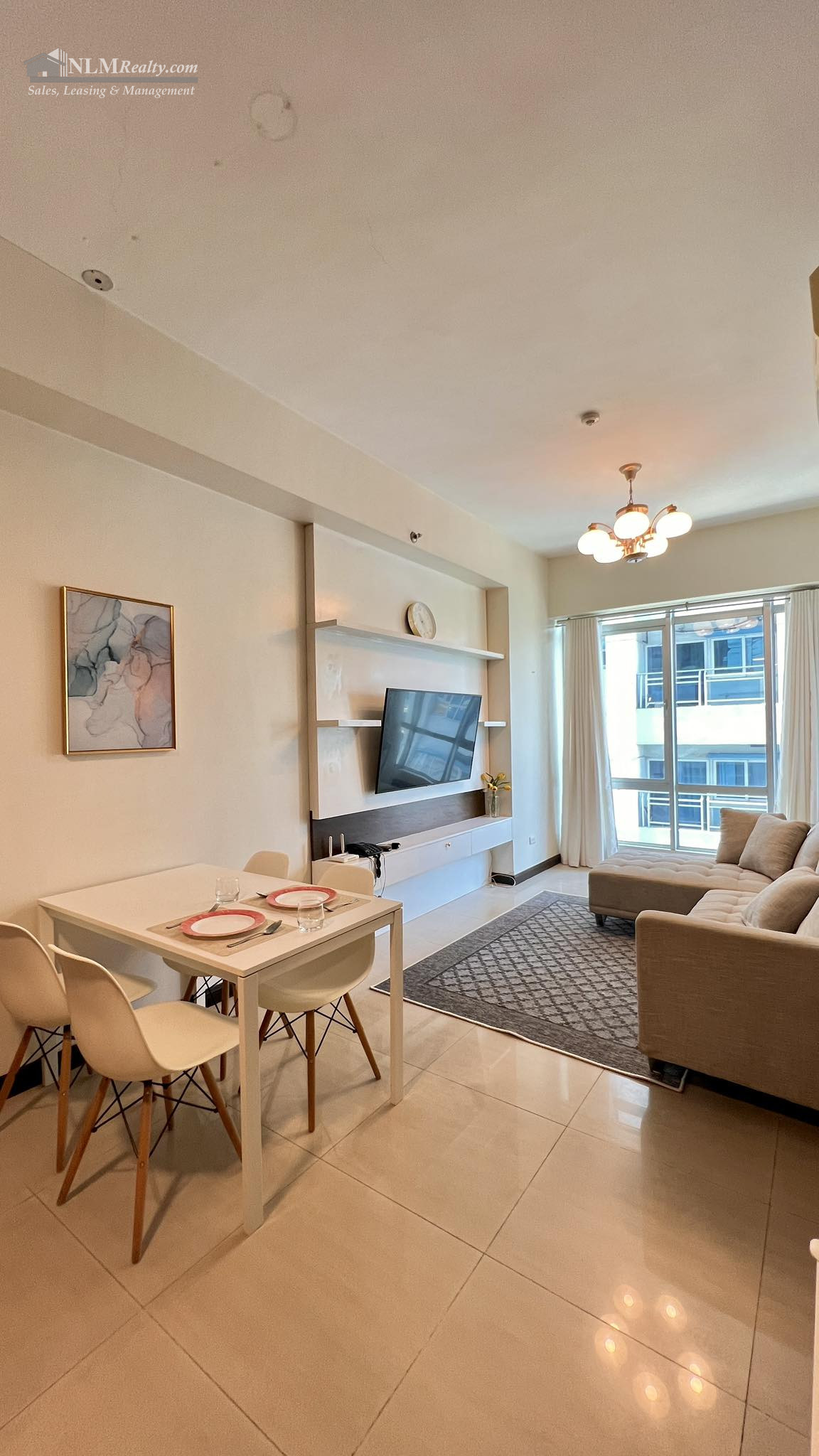 FOR RENT: 1BR Grand Hamptons in Fort Bonifacio BGC