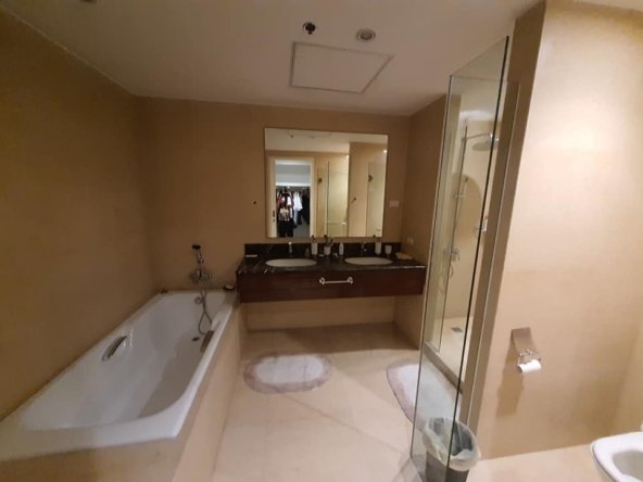Raffles Residences 2 Bedrooms For Sale Makati