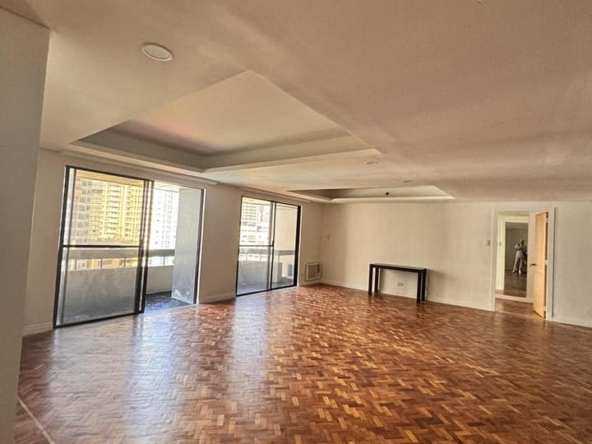 Salcedo Makati 3 Bedrooms for Rent at LPL Manor