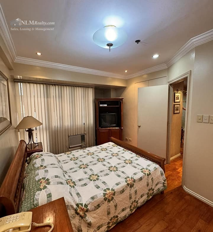 1 BEDROOM CONDO FOR RENT IN LEGASPI VILLAGE