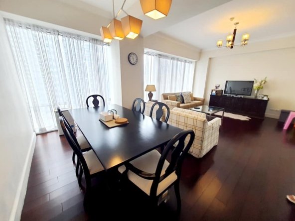 Raffles Residences 2 Bedrooms For Sale Makati