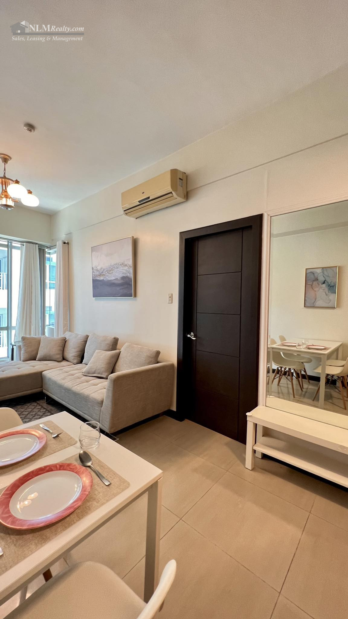 FOR RENT: 1BR Grand Hamptons in Fort Bonifacio BGC