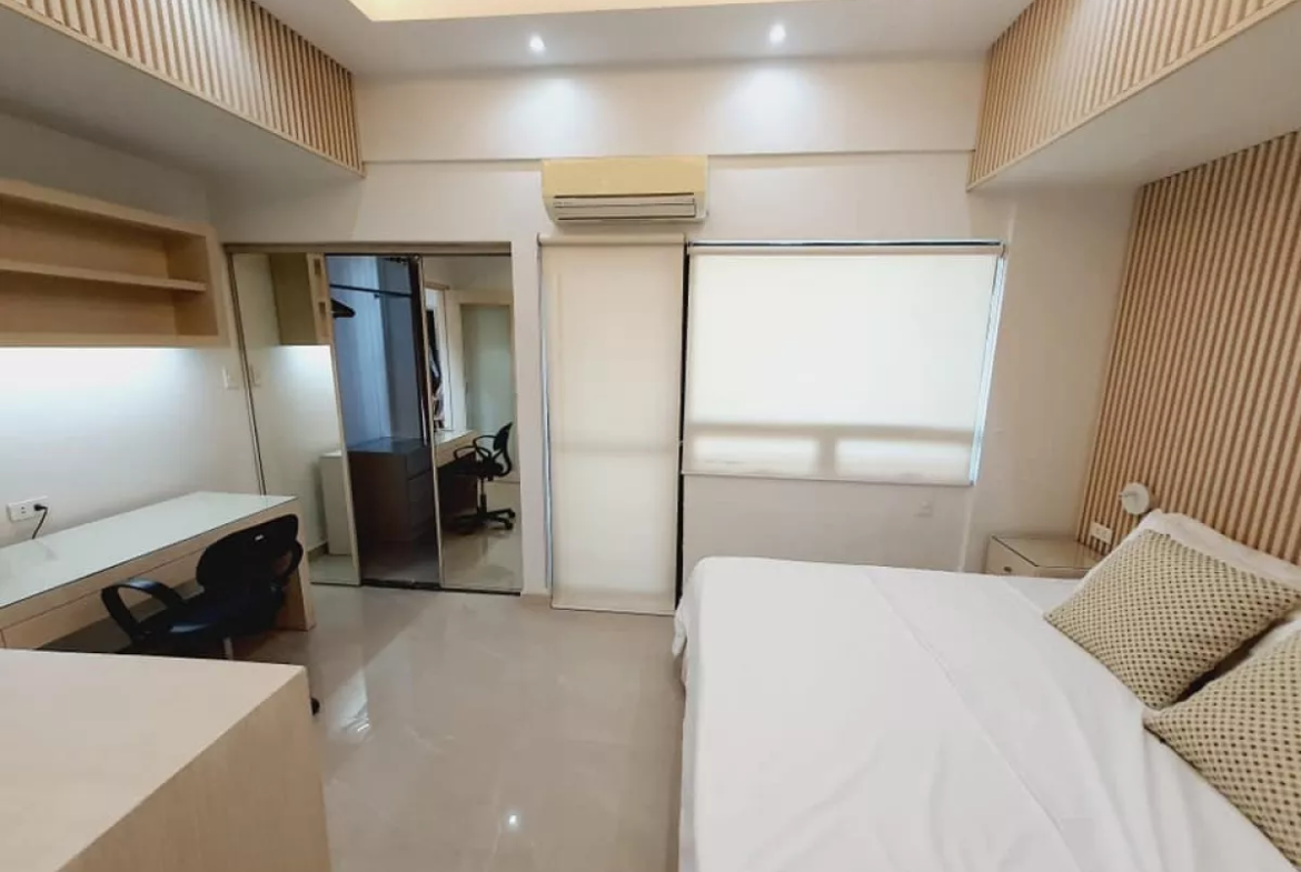 2 BR condo for Sale in Legaspi Village 2 BR for Sale BSA