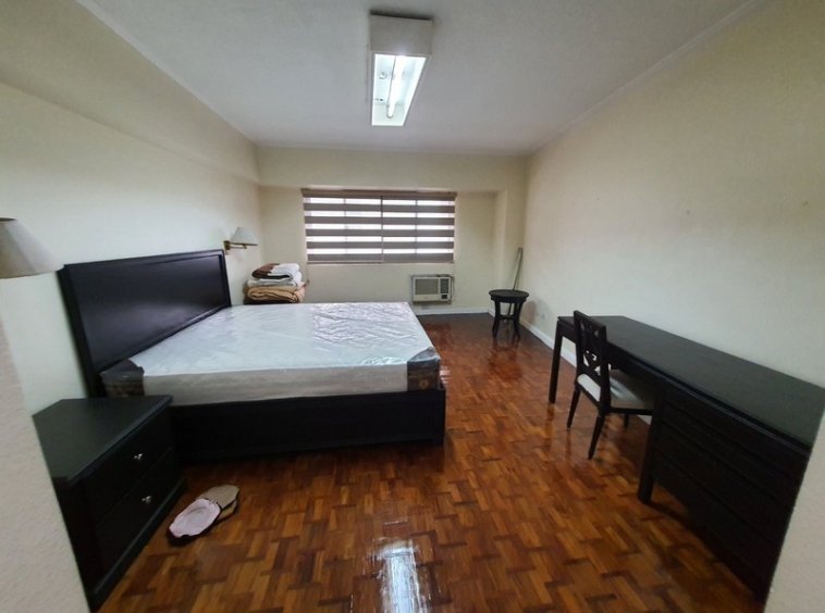 Salcedo Village 2BR Rental Apartments & Condos in Makati at Cosmopolitan Tower