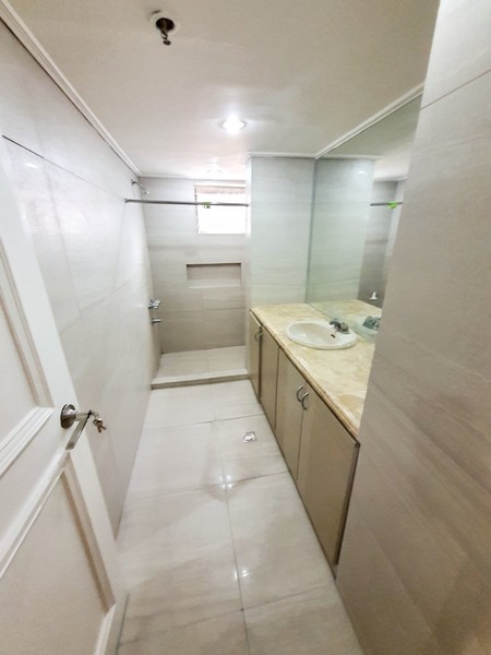 Condos for rent in Salcedo Village, Makati including 2-bedroom