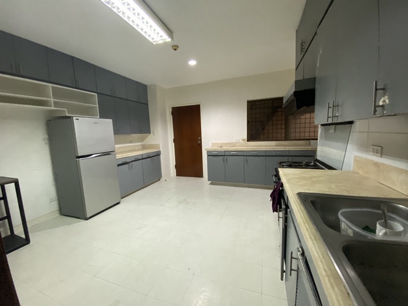 MAKATI 3BR for Rent in Urdane Apartment Ridge