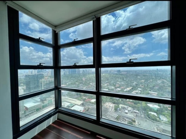 Garden Towers Makati 3 Bedrooms Condo for Rent