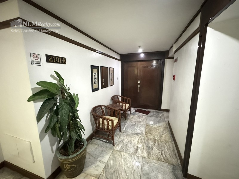 Fully Furnished 3BR for Rent in Skyland Plaza Makati