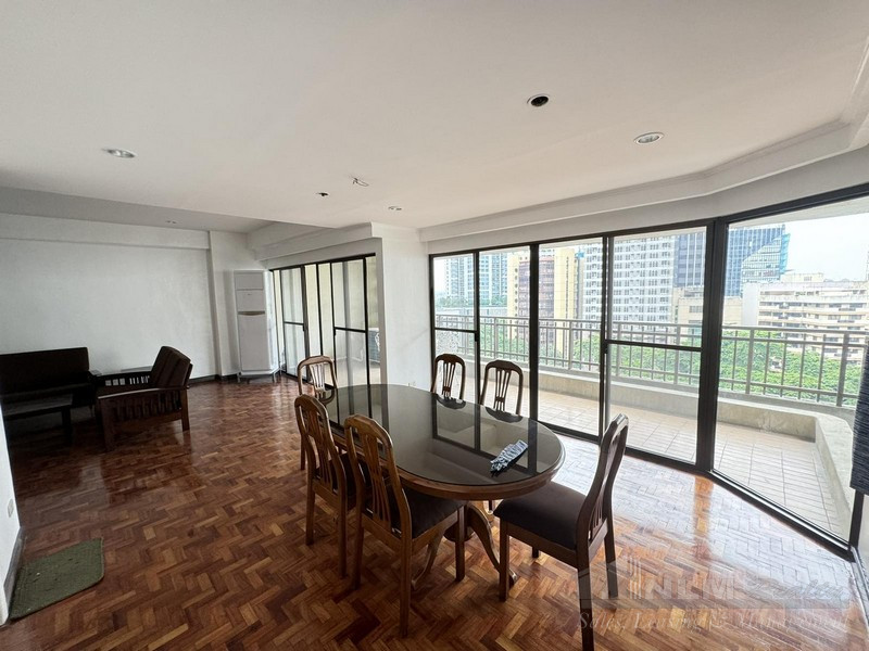 3 Bedroom Condominium Unit For Rent in LPL Plaza