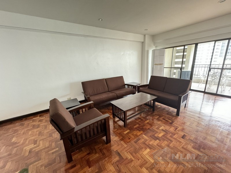 3 Bedroom Condominium Unit For Rent in LPL Plaza