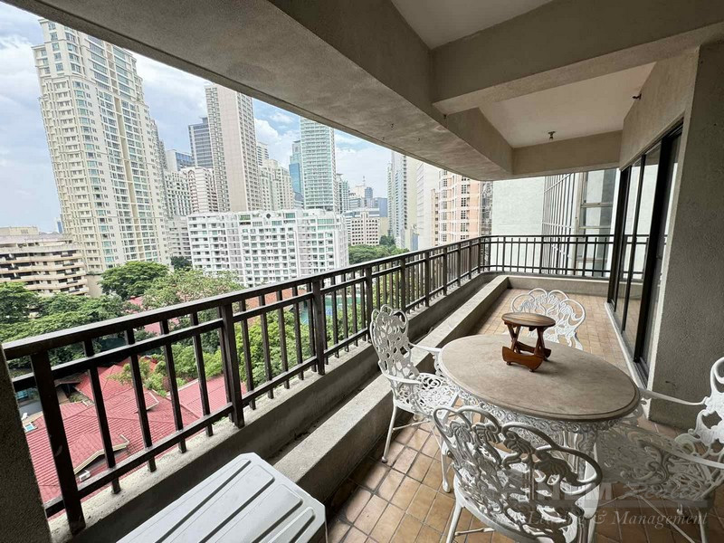 3 Bedroom Condominium Unit For Rent in LPL Plaza