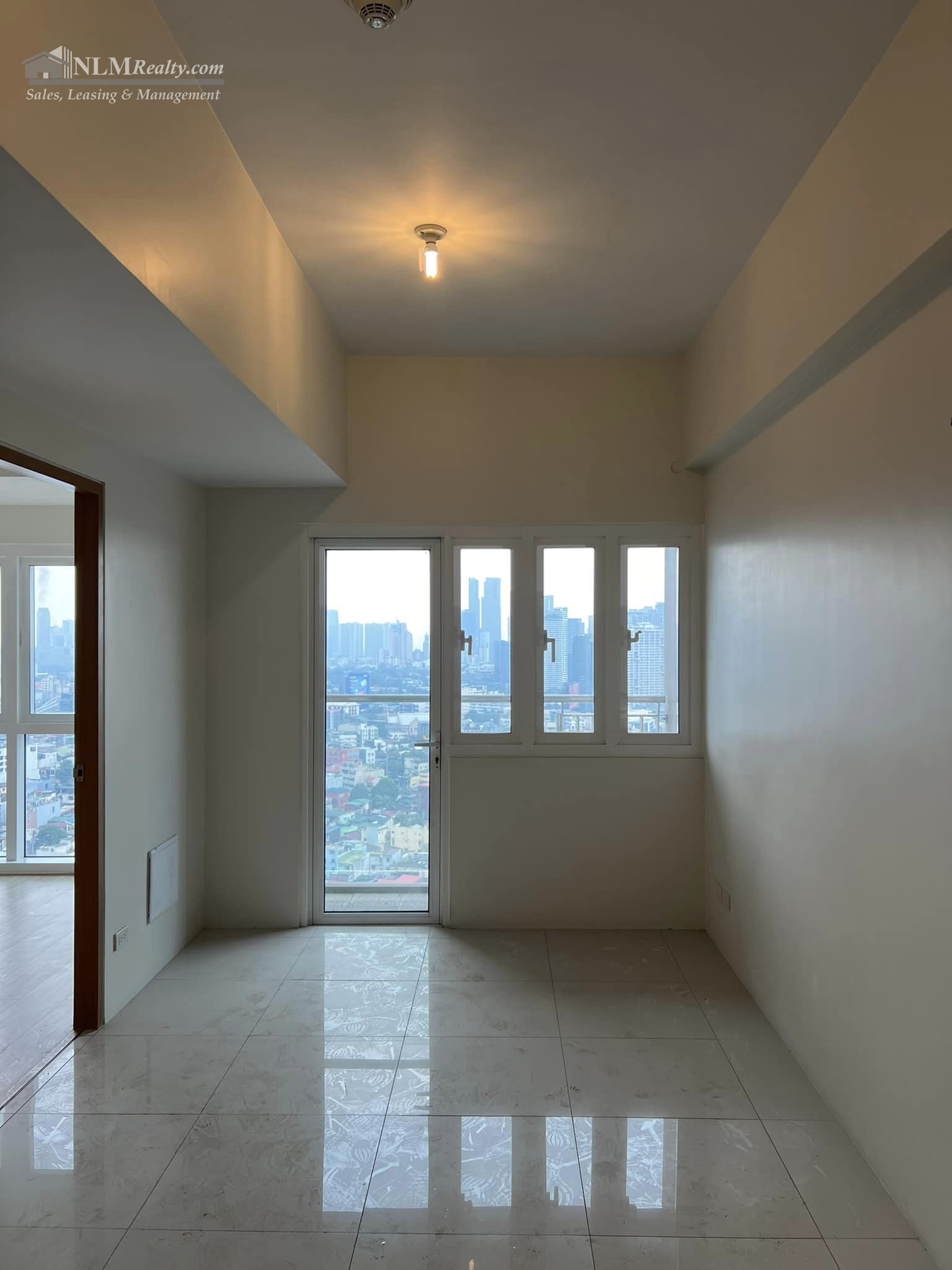 Madison Park West 1BR Condo For Sale in Fort Bonifacio BGC Taguig