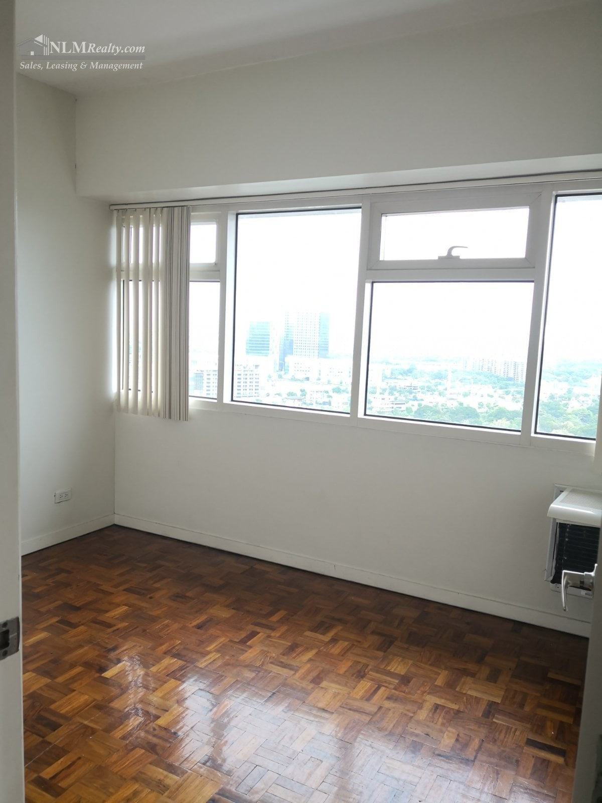 Fifth Avenue Place 2BR CONDO UNIT FOR RENT  BGC