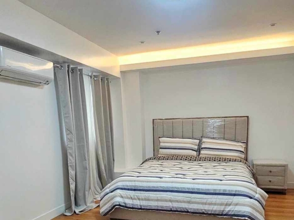 Victoria de Makati 2 Bedroom Condo for SALE in Pio Del Pilar