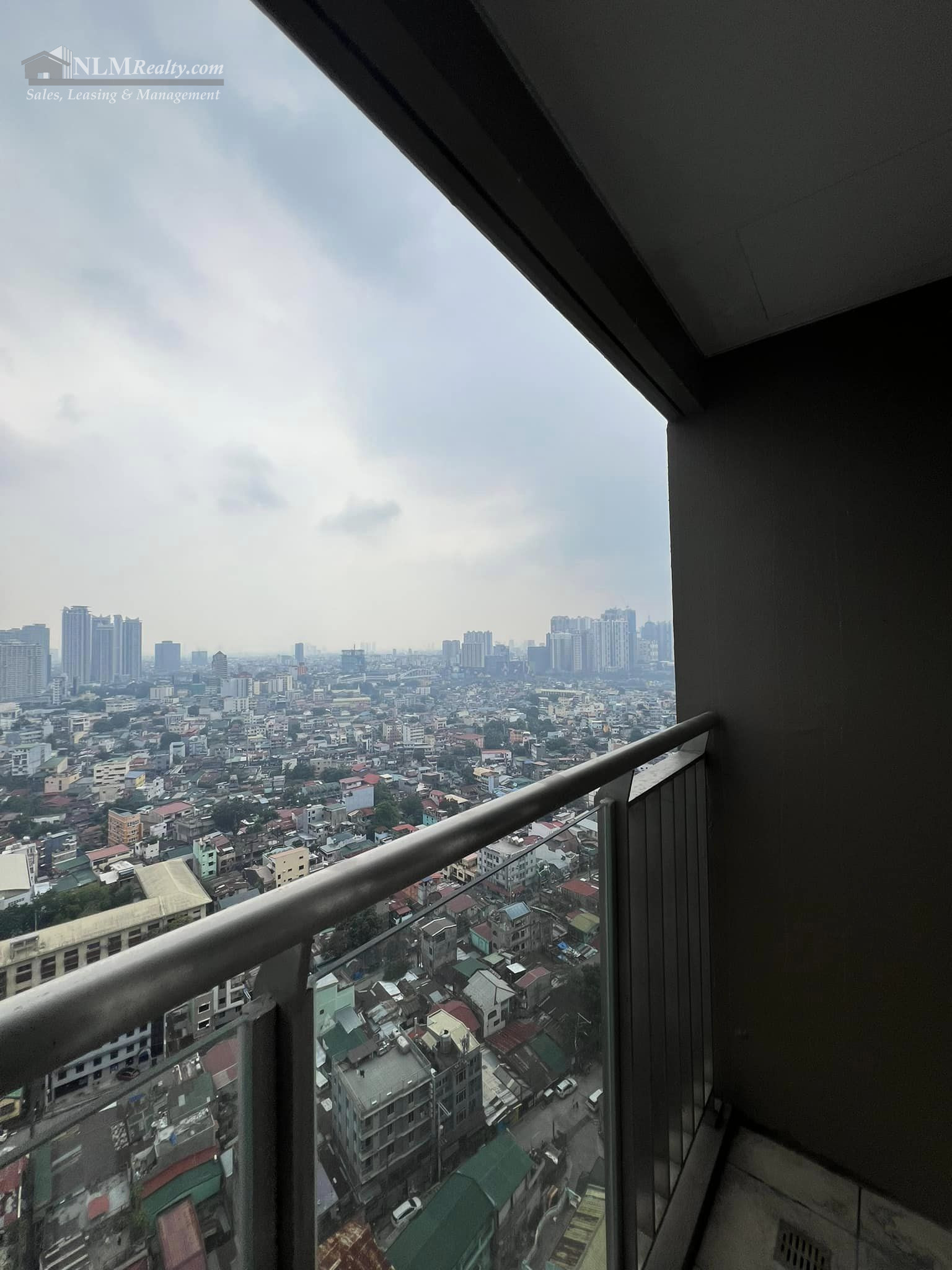 Madison Park West 1BR Condo For Sale in Fort Bonifacio BGC Taguig