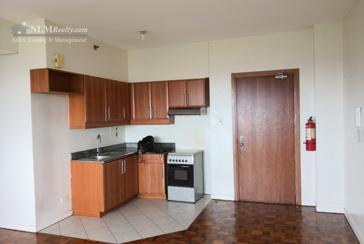 Fifth Avenue Place 2BR CONDO UNIT FOR RENT  BGC