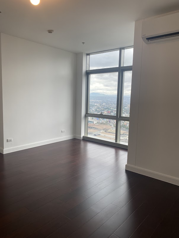 WEST GALLERY PLACE 2BR for lease Bonifacio Global City