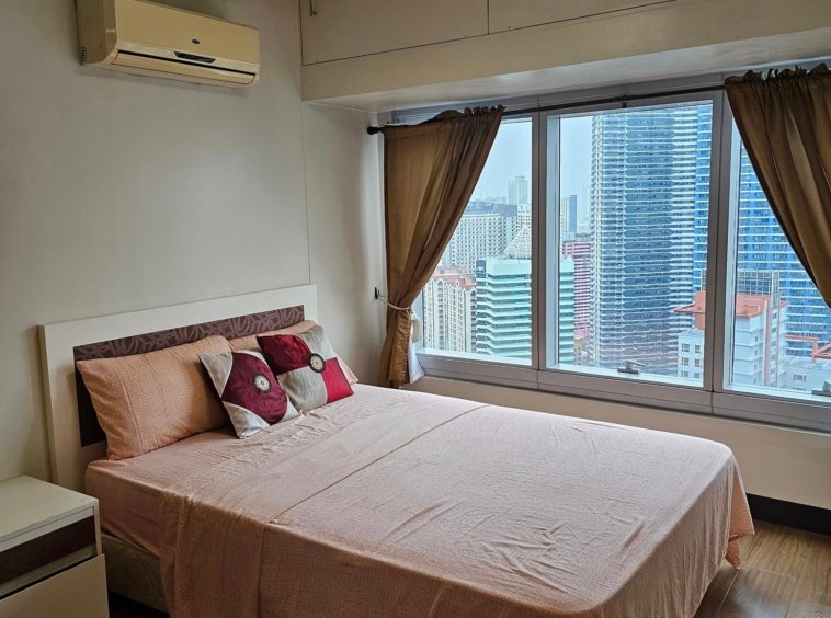 One Central Makati 1BR apartments & condos for rent