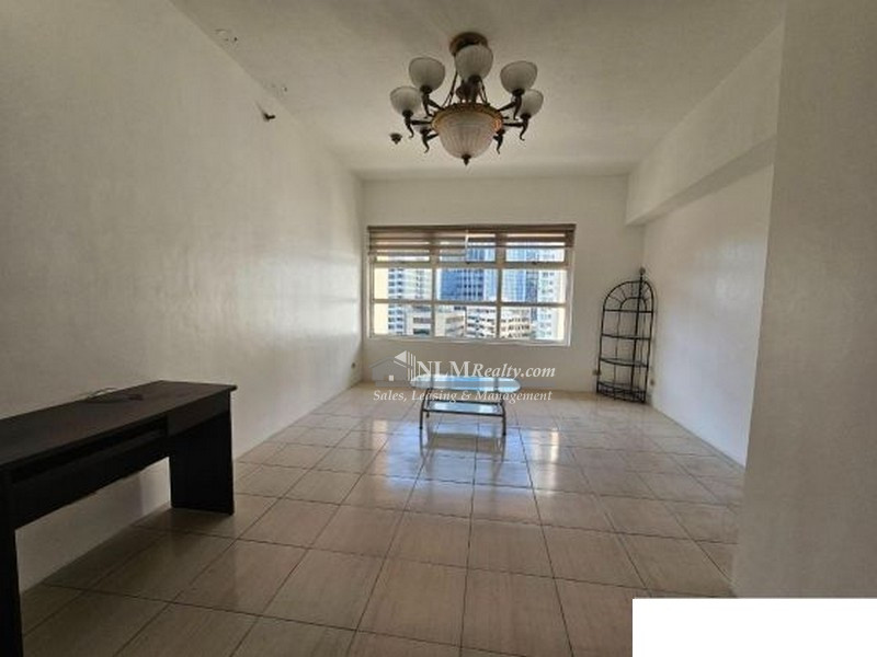 Semi Furnished 2BR for SALE in One Lafayette Square Makati