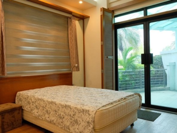 Bonifacio Ridge Condos For Rent BGC 1BR Fort Bonifacio Rent