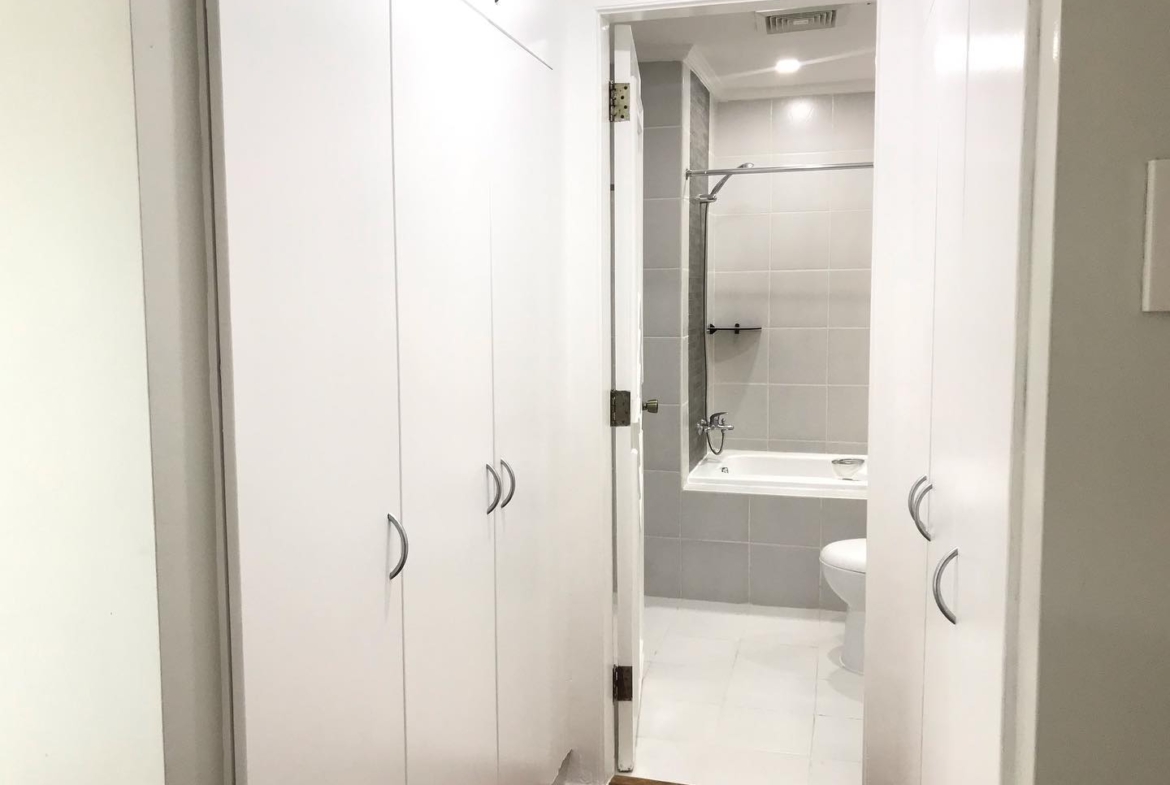 Modern Classica Tower 3BR Furnished for Rent Makati