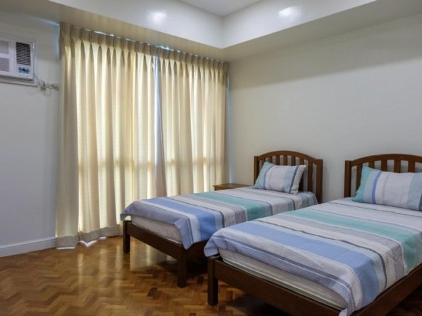 The Regency 3BR at Salcedo Apartment & Condo Rentals Makati fully furnished