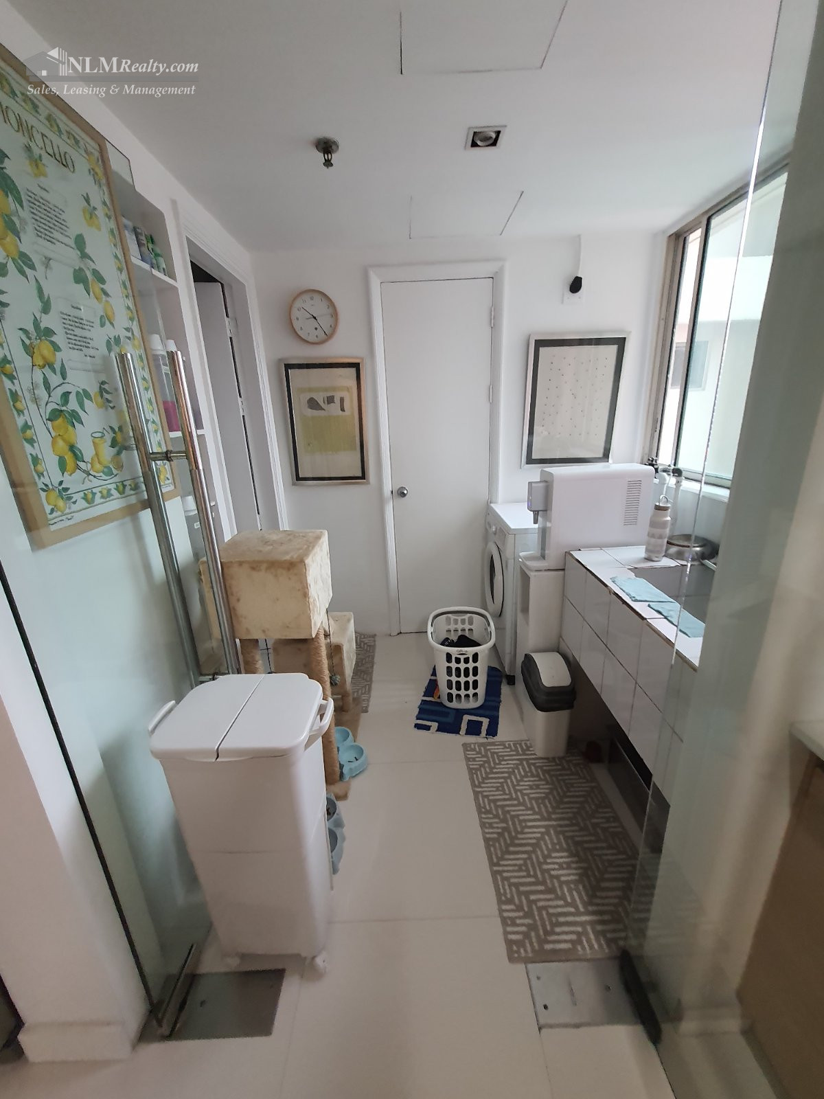 Frabelle 2BR for SALE in Legazpi Village Makati modern