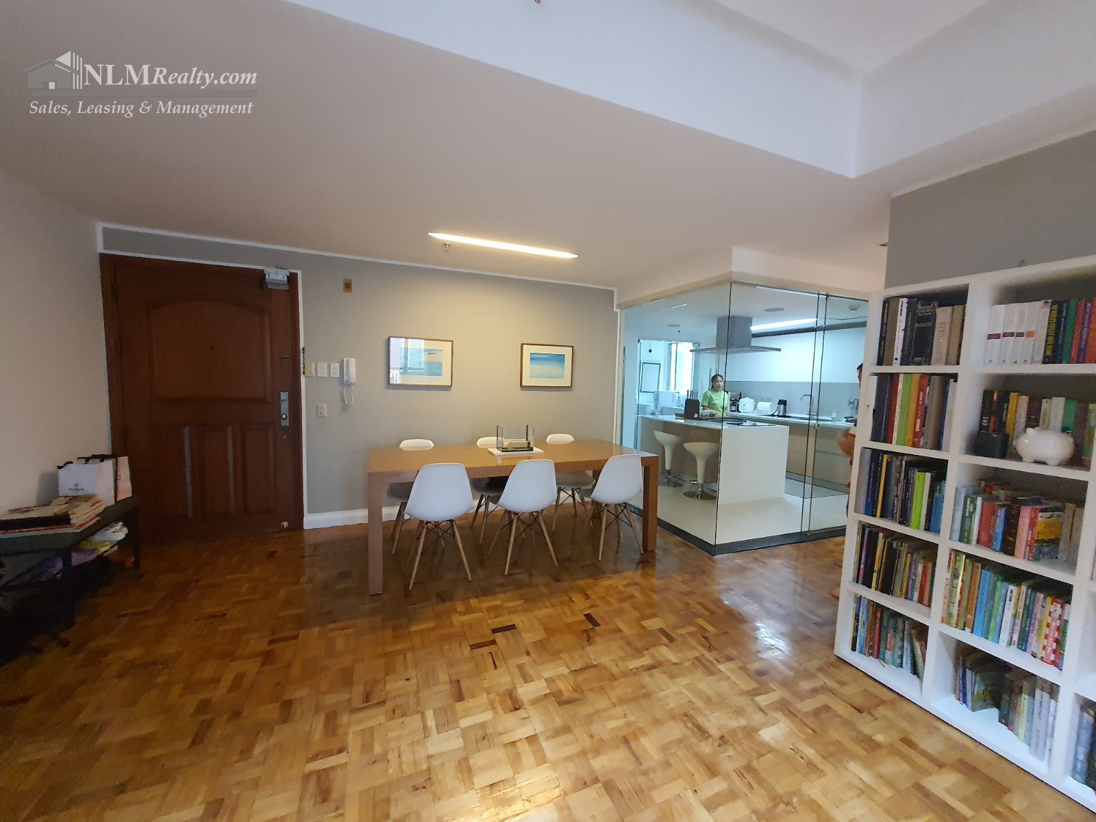 Frabelle 2BR for SALE in Legazpi Village Makati modern