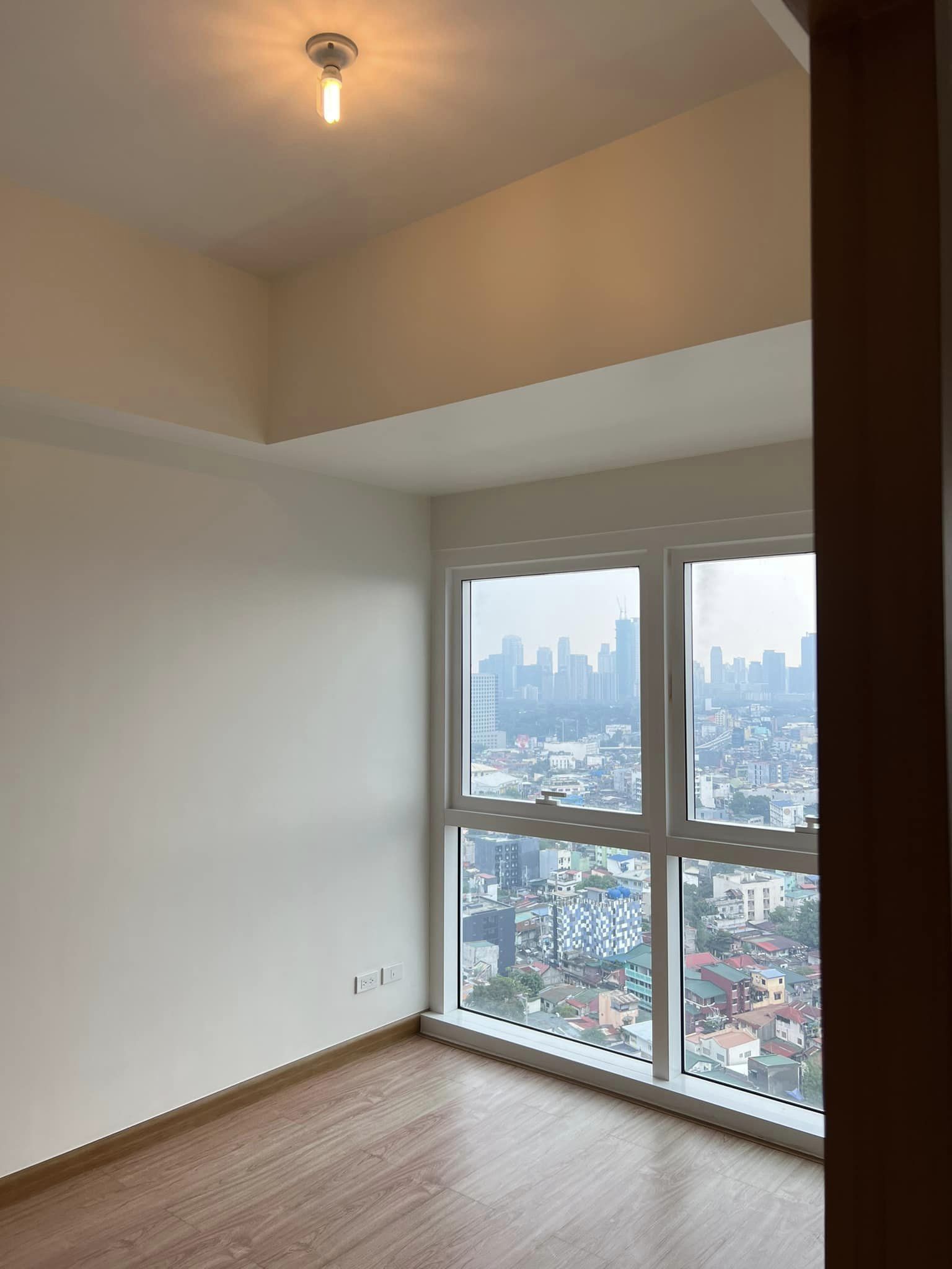 Madison Park West 1Bedroom Condo For Sale in Fort Bonifacio BGC